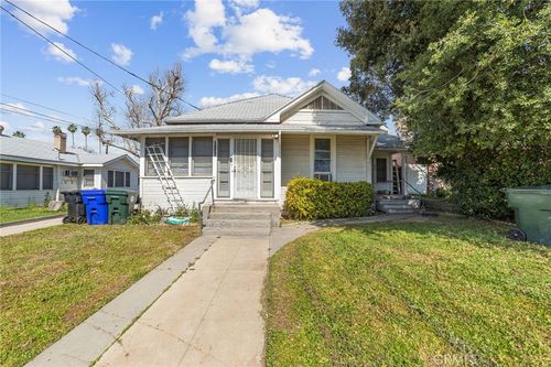 27126 Pacific, Highland, CA, 92346 | Card Image