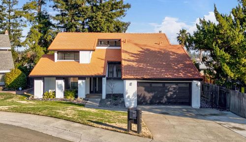 4925 Puma Way, Carmichael, CA, 95608 | Card Image