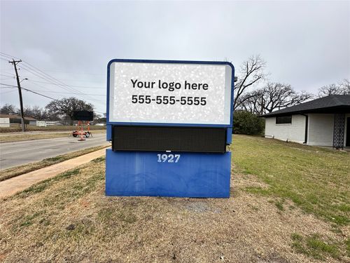 1927 W Arkansas Ln, Pantego, TX, 76013-6189 | Card Image