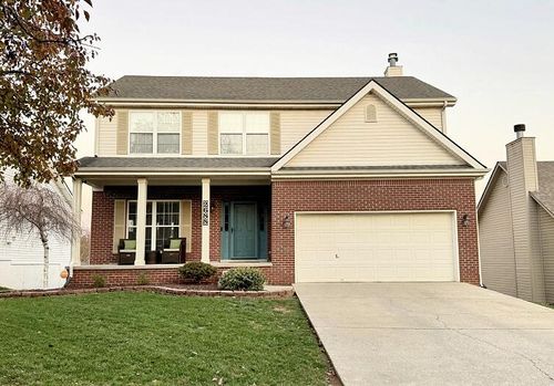 2688 Woodlawn Way, Lexington, KY, 40511-8805 | Card Image