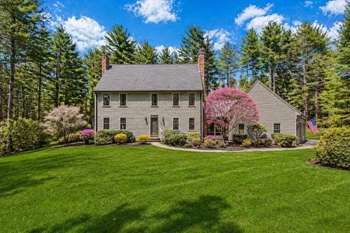 1 Stop River Rd, Norfolk, MA, 02056-1171 | Card Image