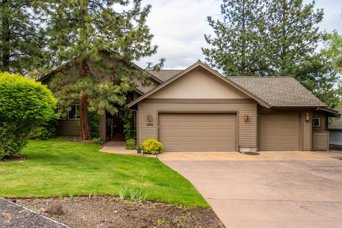 2932 Nw Fairway Heights Dr, Bend, OR, 97703-8334 | Card Image
