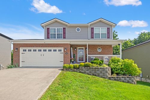 737 Amanda Ct, Richmond, KY, 40475-7557 | Card Image