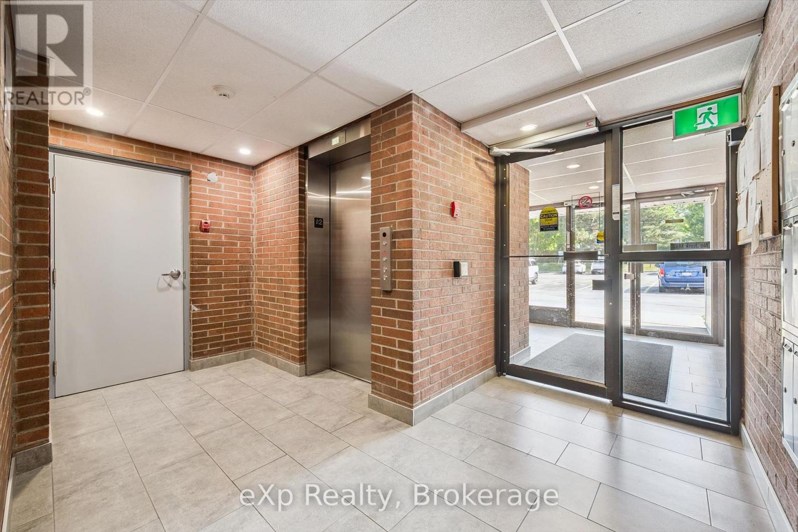 Residential in Guelph (Junction/Onward Willow) 5
