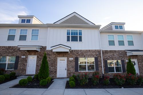 128 Dry Creek Commons Dr, Goodlettsville, TN, 37072-2241 | Card Image