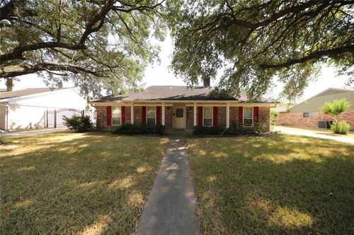 9231 Stroud Dr, Houston, TX, 77036-5225 | Card Image
