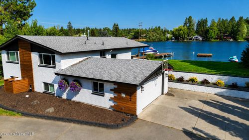 9509 W Driftwood Dr, Coeur D Alene, ID, 83814-9613 | Card Image