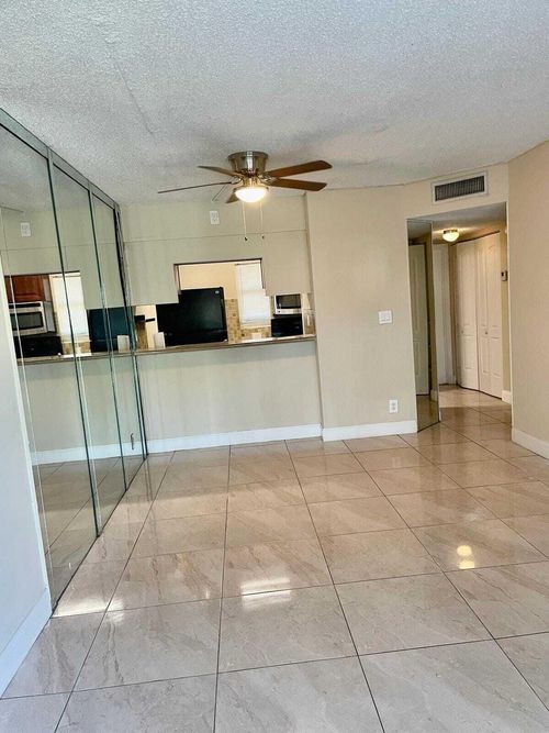 26-g-9905 Twin Lakes Dr, Coral Springs, FL, 33071-5373 | Card Image