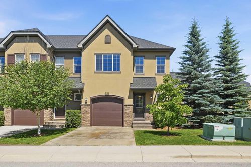 431 Quarry Villas Se, Calgary, AB, T2C5K1 | Card Image