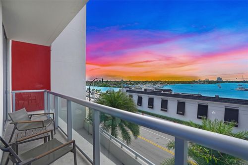 s332-777 N Ocean Dr, Hollywood, FL, 33019-1206 | Card Image