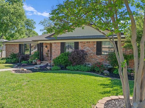 5320 Elkridge Dr, Dallas, TX, 75227-1455 | Card Image