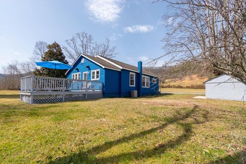 206 Fletcher Hooper Rd, Robbinsville, NC, 28771-8158 | Card Image