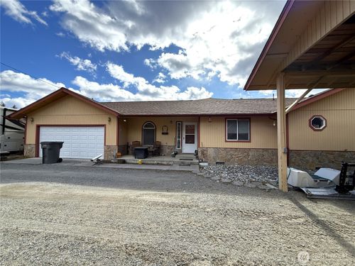 724 E Delaware Ave, Republic, WA, 99166 | Card Image