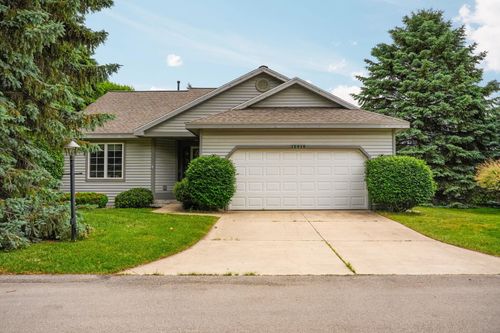 12016 S Elk Run, Traverse City, MI, 49684-7704 | Card Image