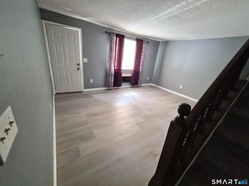 6-76 Sharon Rd, Waterbury, CT, 06705-4038 | Card Image