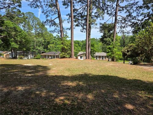 305 Vanderbilt Dr, Mobile, AL, 36608-3037 | Card Image