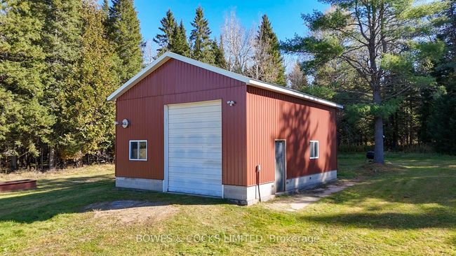 1342 Detlor Rd, House other with 3 bedrooms, 1 bathrooms and 10 parking in L'amable ON | Image 5