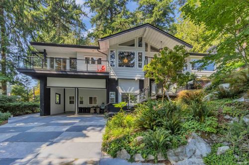4621 Caulfeild Dr, West Vancouver, BC, V7W1E9 | Card Image