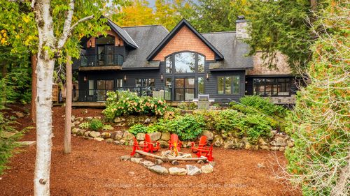 1055 Chown Rd, Mactier, ON, P0C1H0 | Card Image