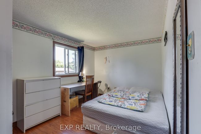 1384 Bentley Dr, House other with 4 bedrooms, 2 bathrooms and 3 parking in London ON | Image 15