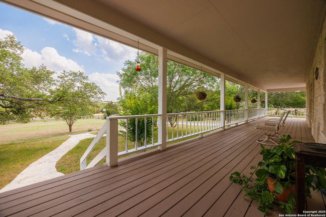 786 Stirrup Dr, House other with 3 bedrooms, 3 bathrooms and null parking in Spring Branch TX | Image 5