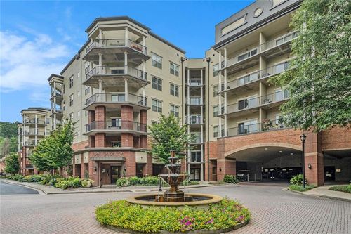 unit-307-200 River Vista Dr, Atlanta, GA, 30339-7609 | Card Image