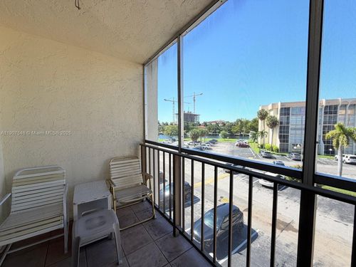 apt-305-501 Three Islands Blvd, Hallandale Beach, FL, 33009-2853 | Card Image
