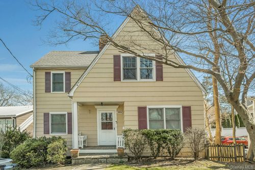 1864 Palmer Ave, Larchmont, NY, 10538-3033 | Card Image
