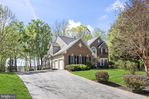 15590 Canvasback Ct, WOODBRIDGE, VA, 22191-3763 | Card Image