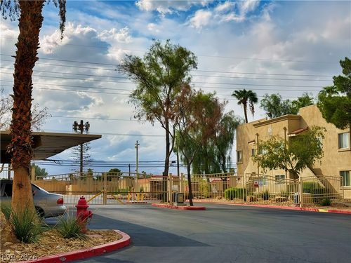 101-1852 N Decatur Blvd, Las Vegas, NV, 89108-2426 | Card Image