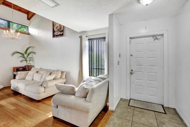 1851 Bayberry Dr, Condo with 3 bedrooms, 2 bathrooms and null parking in Pembroke Pines FL | Image 15