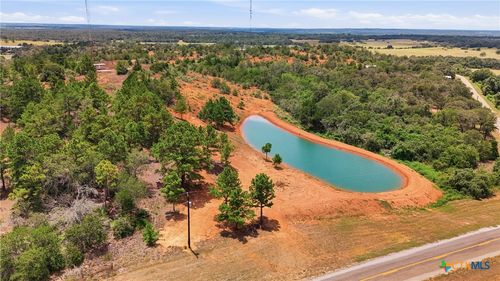 22187 I-10 E, Luling, TX, 78648 | Card Image