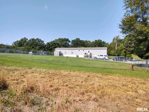 470 Washington Ln, New Burnside, IL, 62967-1141 | Card Image