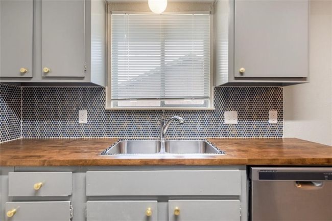B - 2404 Burleson Ct, Home with 2 bedrooms, 1 bathrooms and 2 parking in Austin TX | Image 14