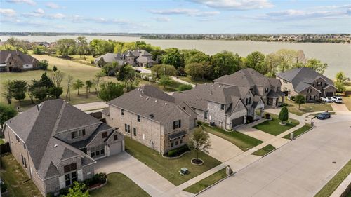 6510 Loire Valley Dr, Rowlett, TX, 75088-6742 | Card Image