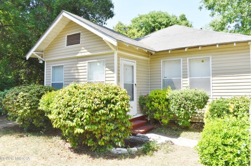 575 Cleveland St, Macon, GA, 31206-1560 | Card Image