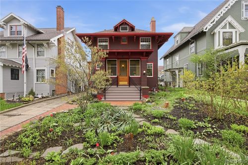 45 Summit Avenue, Buffalo, NY, 14214 | Card Image