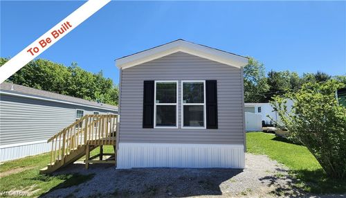 42-8323 Eagle Rd, Kirtland, OH, 44094-9337 | Card Image