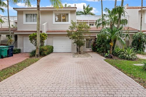 10252 Nw 52nd Ter, Doral, FL, 33178-6617 | Card Image
