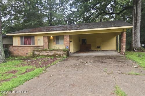 2247 Alta Woods Ter, Jackson, MS, 39204-4825 | Card Image