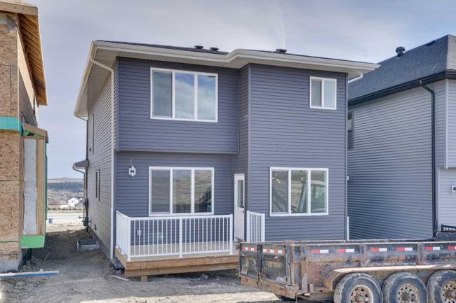35 Heritage Circle, Home with 3 bedrooms, 2 bathrooms and 2 parking in Cochrane AB | Image 20
