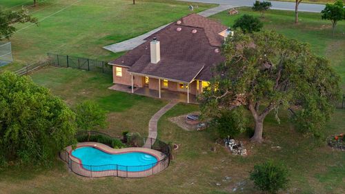 320 Woodland Oaks Trl, Buda, TX, 78610-3119 | Card Image