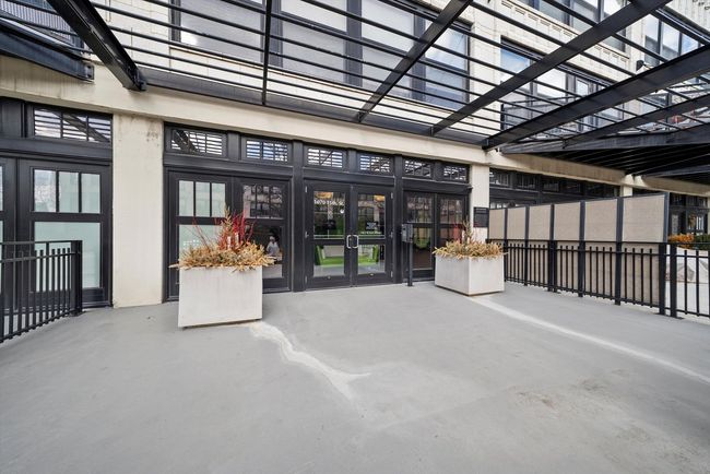 UNIT-109 - 1070 W 15 Th St, Condo with 2 bedrooms, 1 bathrooms and 1 parking in Chicago IL | Image 30