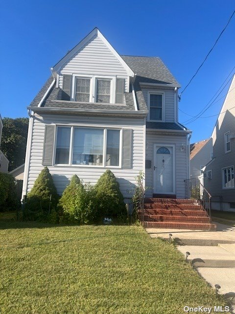 Munro Blvd, Valley Stream, NY 11581
