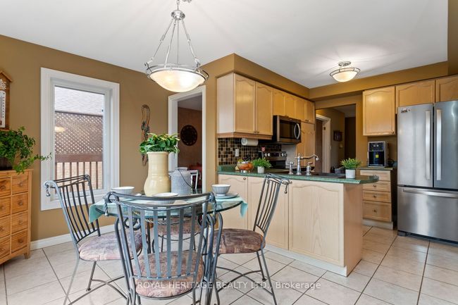 63 Prentice Dr, House other with 4 bedrooms, 3 bathrooms and 4 parking in Whitby ON | Image 12