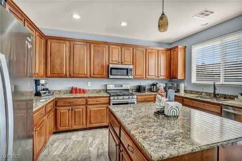 6505 Winter Moon St, North Las Vegas, NV, 89084-1260 | Card Image