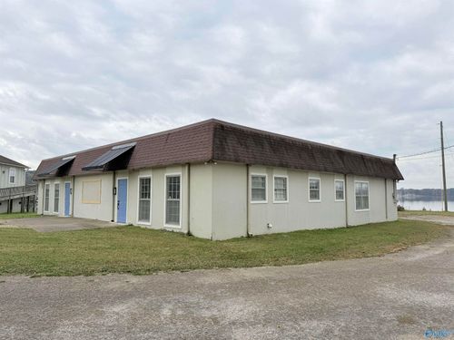 1406 Rainbow Dr, Gadsden, AL, 35901-5320 | Card Image