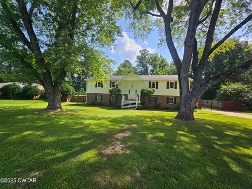 116 Chickering Rd, Jackson, TN, 38305-1727 | Card Image