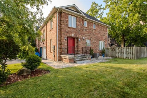 2010 Grovetree Lane, Burlington, ON, L7R4V4 | Card Image