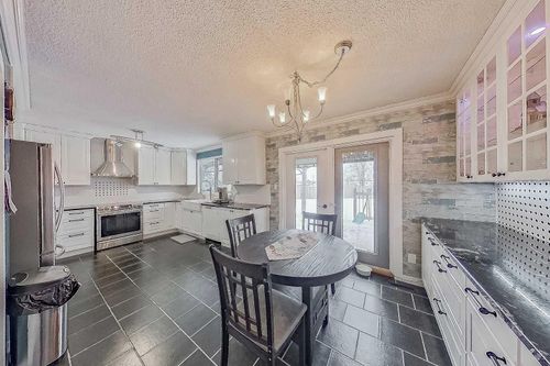 206 Kennedy Crescent, Fort Mcmurray, AB, T9K1M8 | Card Image